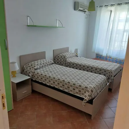 Casa Del Parlamento باليرمو