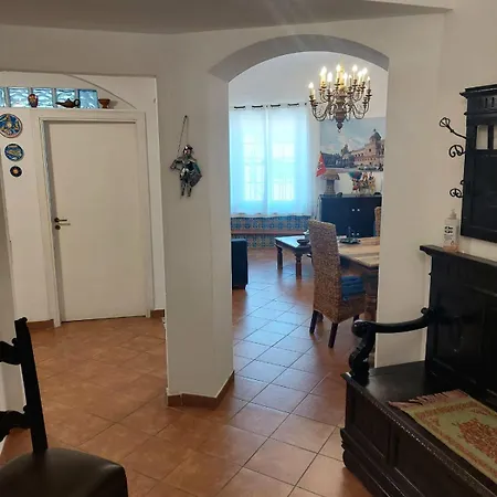 Casa Del Parlamento شقة